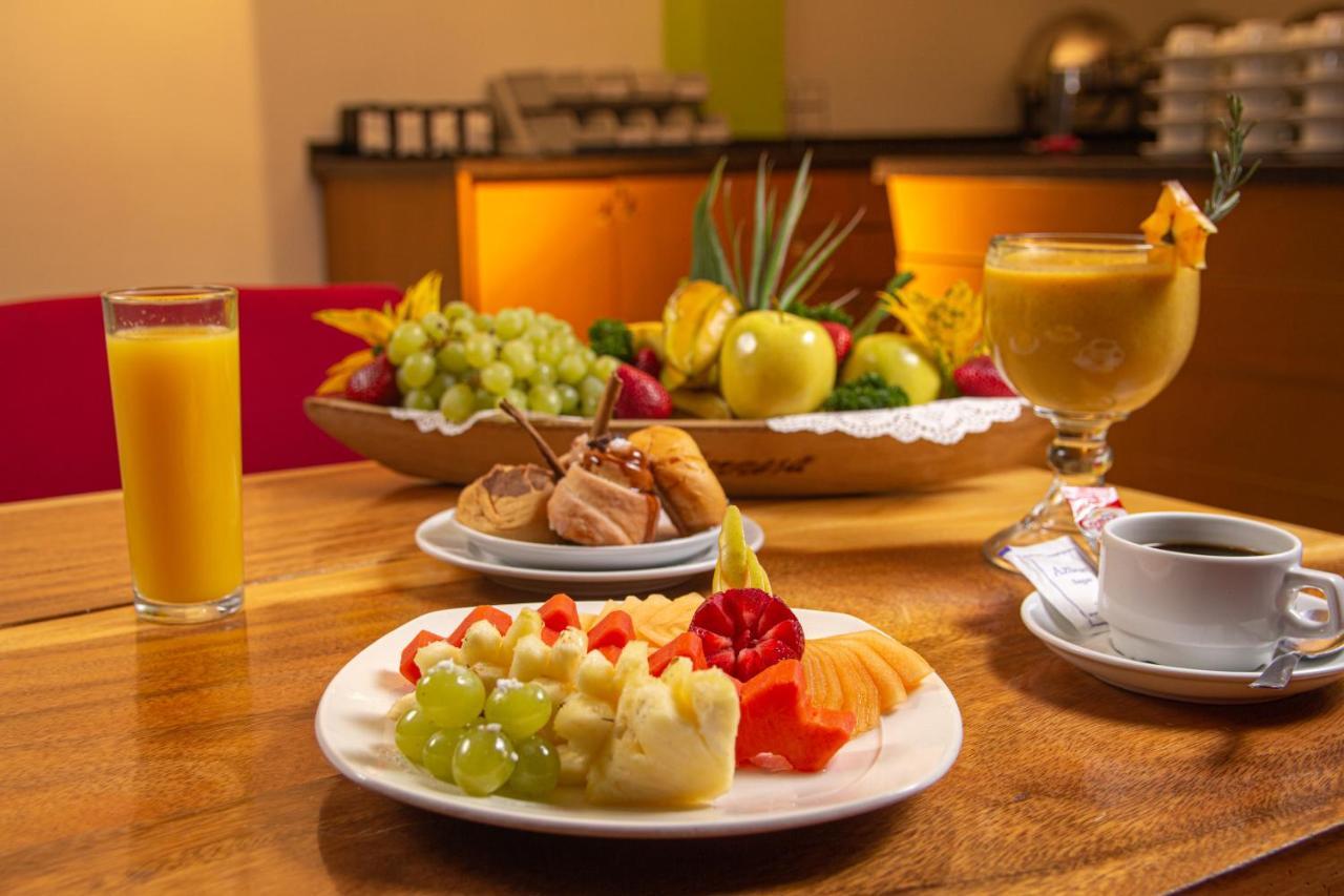 Hotel La Venta Inn Villahermosa Luaran gambar