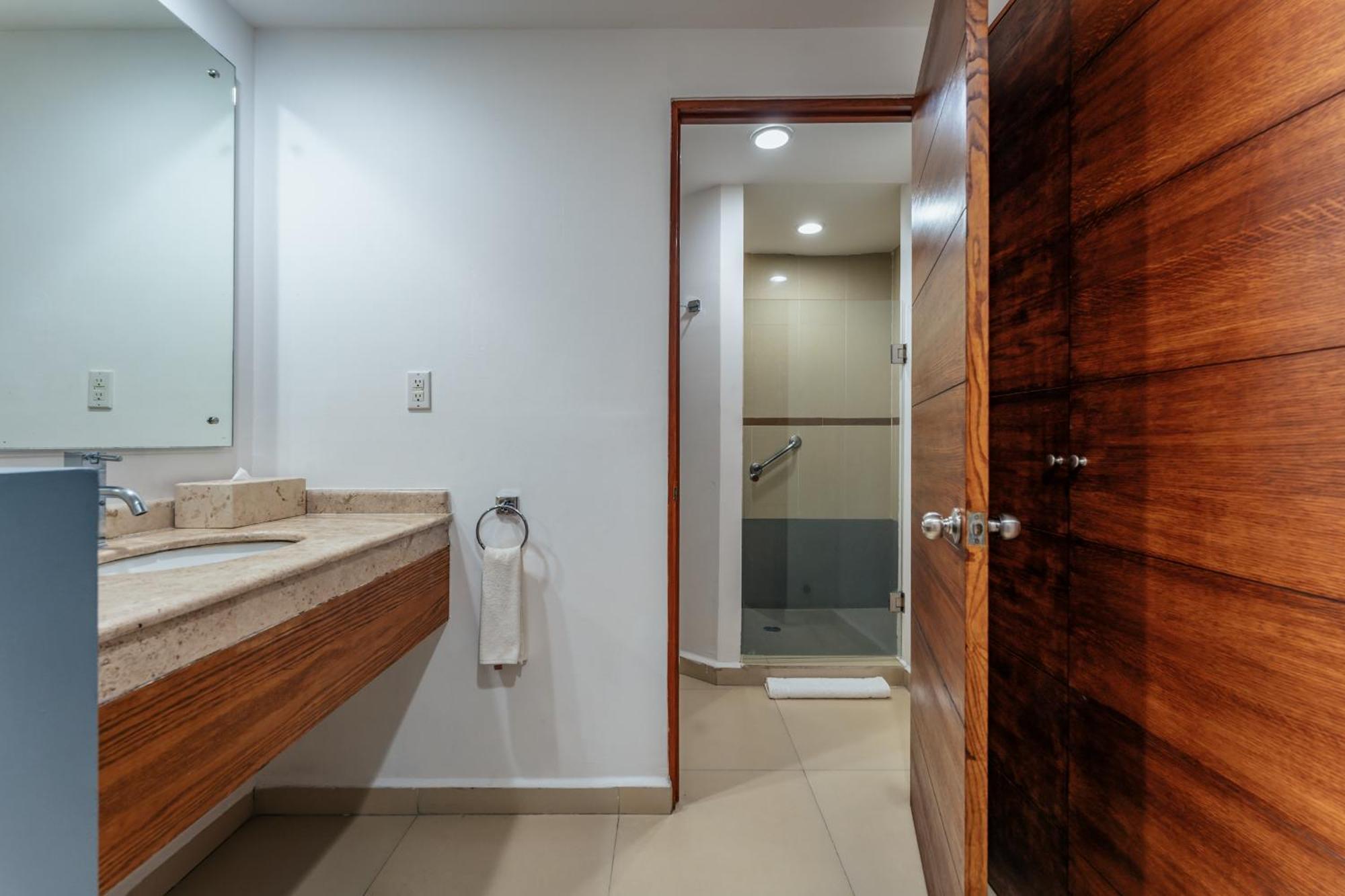 Hotel La Venta Inn Villahermosa Luaran gambar